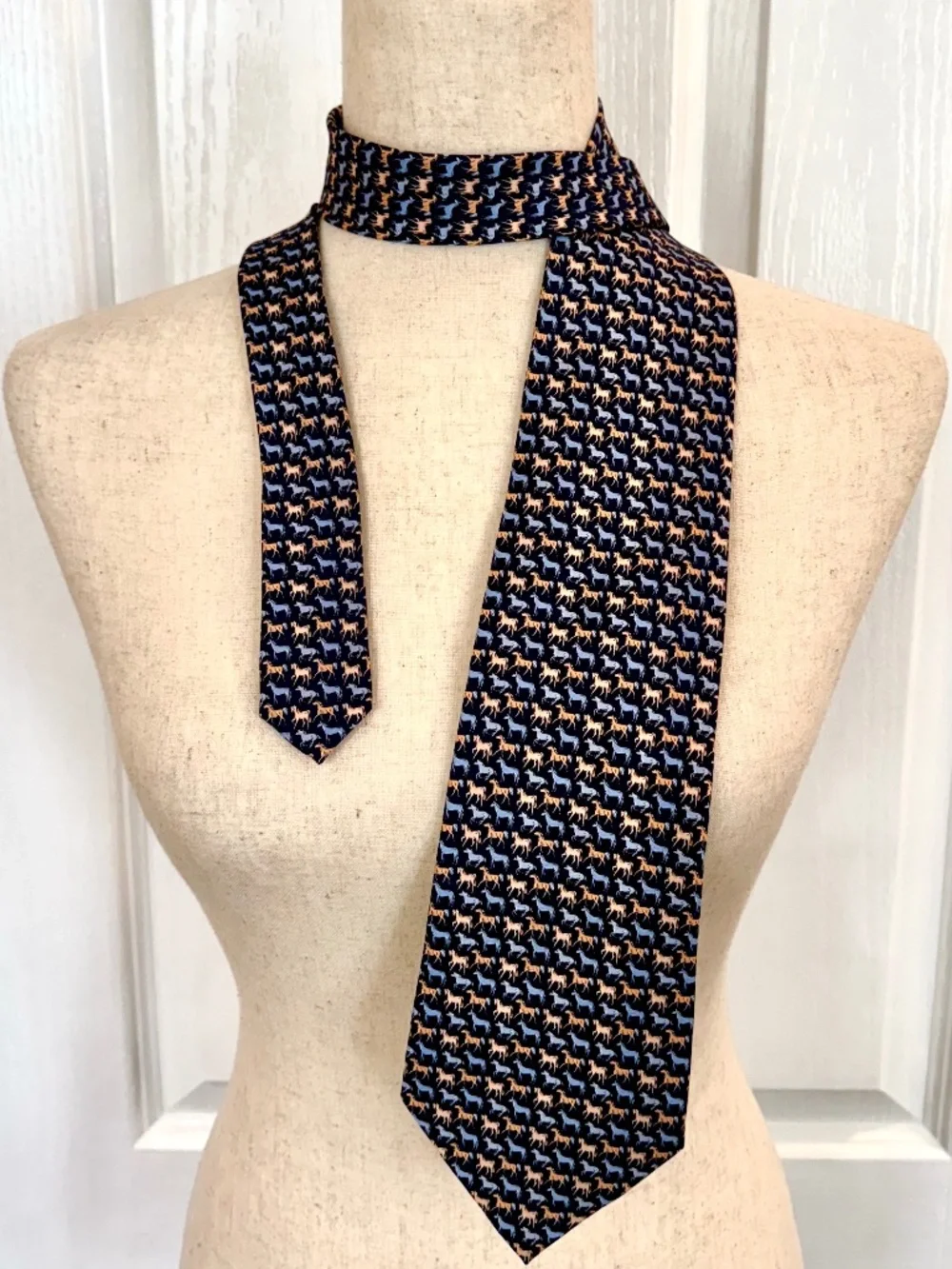 Vintage Men's 100% Silk Tie, Horses Prancing & Sitting, by Tango, Navy Blue, 60
